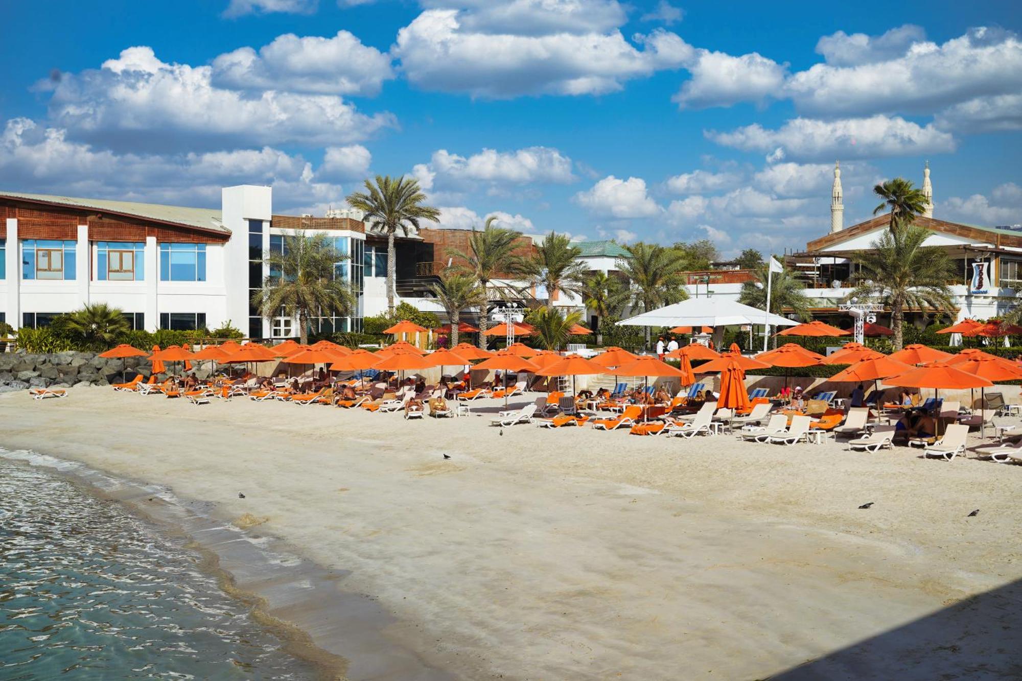 Dubai Marine Beach Resort & Spa Exterior photo